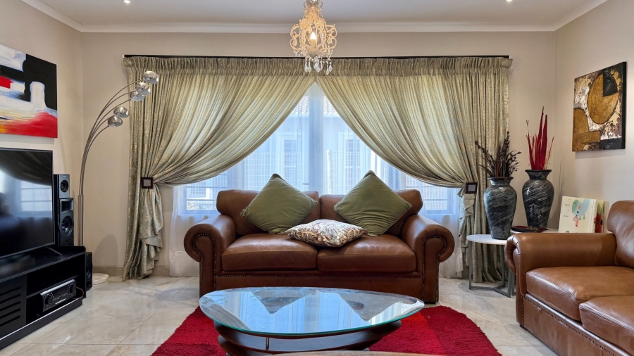 4 Bedroom Property for Sale in Fairview Golf Estate Western Cape